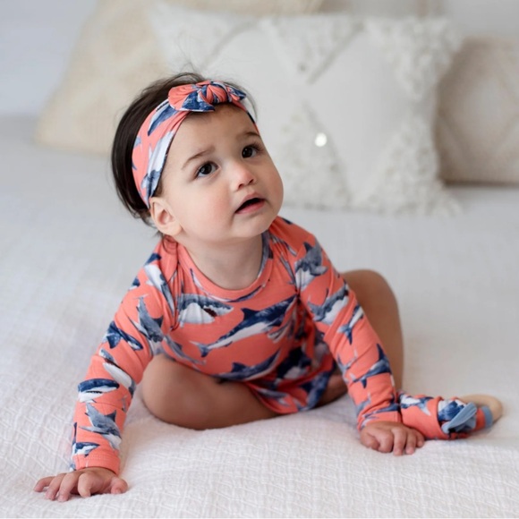 New Bums & Roses B&R Jaws Dropping Headband - Picture 2 of 8